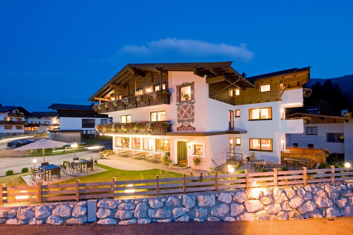 Landhotel Foehrenhof Ellmau Exteriör bild